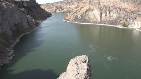 Idaho-Rock-Y-Vista-Del-Río-Snake-En-El-Cañón