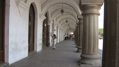 Guatemala-Antigua-Arcade