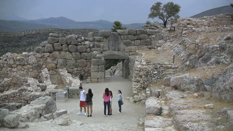 Greek-Antiquities-Teens-at-Mycenae