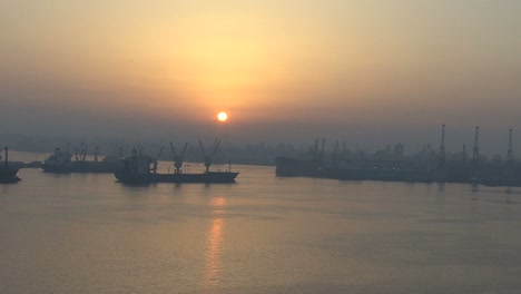 Alexandra-Egypt-sunrise-zooms-on-ships