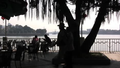 Café-De-Guangzhou-En-El-Río-Perla