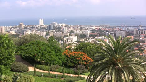 Haifa-Blick-Auf-Die-Stadt