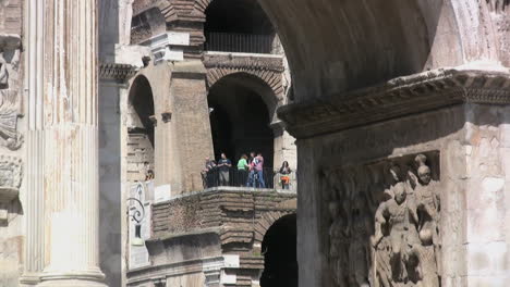 Rome-Arch-of-Constantine-&-Coliseum