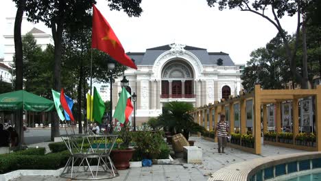 Flaggen-In-Saigon-(Ho-Chi-Minh-Stadt)