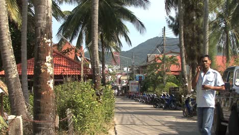 Thailändische-Insel-Unbefestigte-Straße