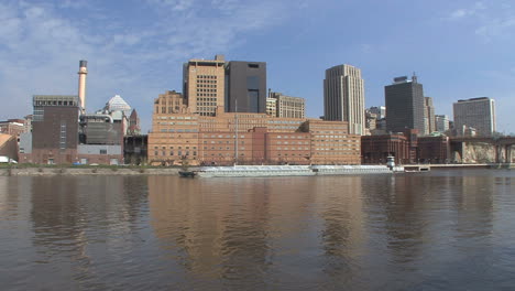 Big-barge-on-Mississippi-St-Paul