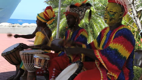 Mdn-Tocar-Instrumentos-En-Granada