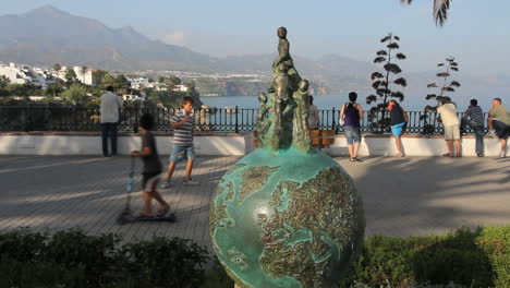 Balcon-De-Europa-Nerja-Beach-Globe