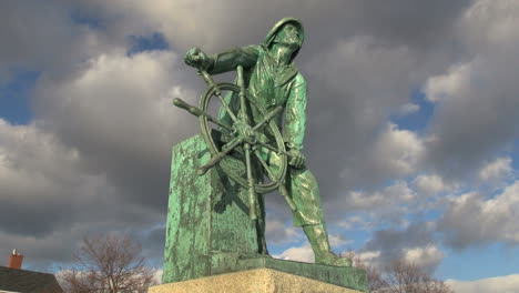 Massachusetts-Gloucester-Fischer-Statue-Zeitraffer-Sx