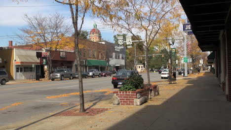 Indiana-Goshen-sidewalk-and-street-sx