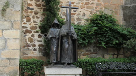 Spanien-Extremadura-Caceres-Inquisition-Statue-1