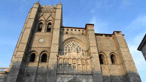 Spain-Castile-Avila-carvings-on-cathedral-1