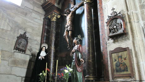 Spanien-Galizien-Dunkle-Säulen-Kruzifix