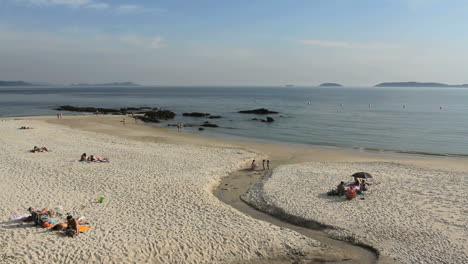 Spain-Galicia-Playa-Pregueira-creek-11a