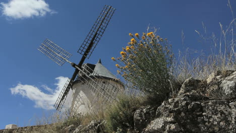 Spanien-La-Mancha-Windmühlen-Consuegra-Timelapse-7