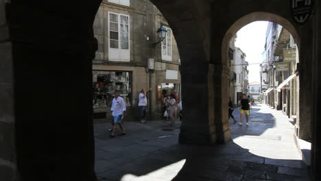 Santiago-arches-and-street