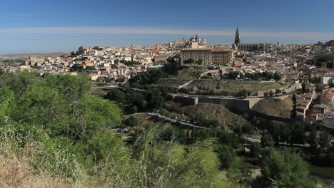 Toledo-Und-Rio-Tajo-In-Spanien