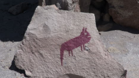 Chile-Atacama-purple-iguana-glyph-6