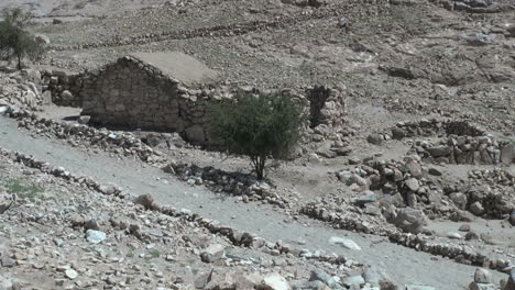 Chile-Atacama-Valle-De-Jere-Zoom-To-Grey-Rock-House-2