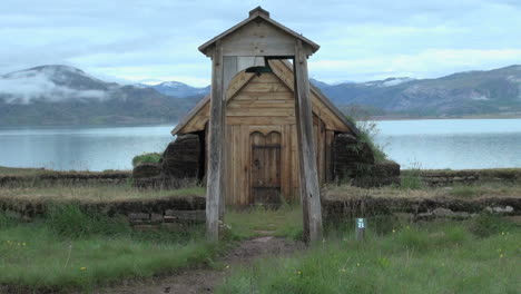 Iglesia-De-La-Esposa-De-Eric-De-Groenlandia