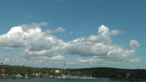 ]Schweden-Wolken-Zeitraffer-über-Der-Insel-P