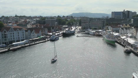 Norwegen-Stavanger-Innerhafen-Sa