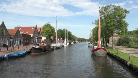 Niederlande-Edam-Kanalboote