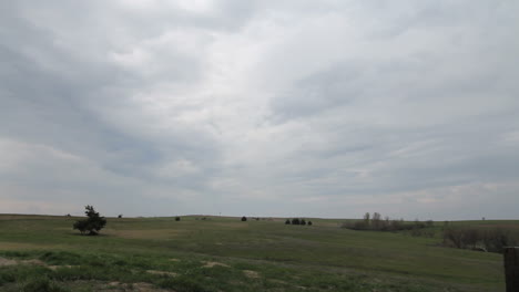 Cloudy-sky-over-plains-c