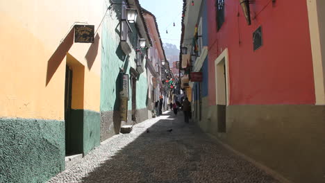 La-Paz-Calle-Trasera-Coloridos-Edificios-C