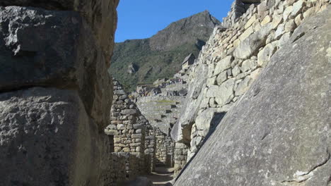 Machu-Picchu-Blick-In-Richtung-Außenterrasse