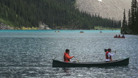 Canada-Alberta-Moraine-Lake-with-canoes-s