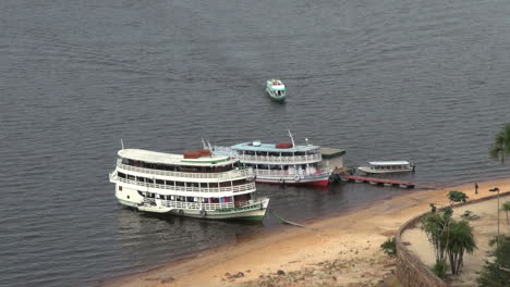 Brasil-Río-Negro-Barcos-Fluviales-Y-Botes-Pequeños-S