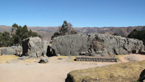 Peru-Quenko-Massiver-Steintreffplatz-Und-Wand-6