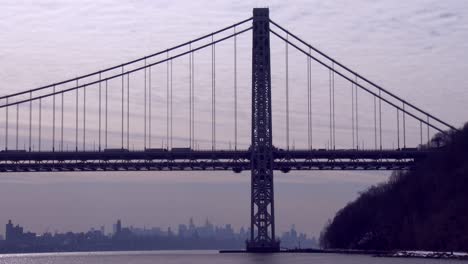 The-George-Washington-Bridge-connects-New-Jersey-to-New-York-state-1
