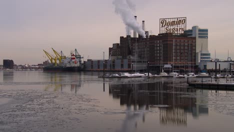 Die-Domino-Zuckerfabrik-An-Der-Chesapeake-Bay-In-Der-Nähe-Von-Baltimore-Maryland-3