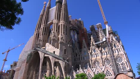 Tilt-up-from-the-base-of-the-Sagrada-Familia-cathedral-by-Gaudi-in-Barcelona-Spain