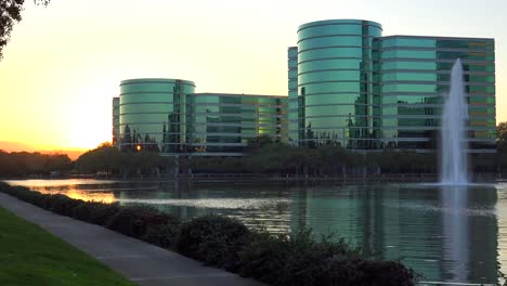 Establishing-shot-of-Oracle-Headquarters-in-Silicon-Valley-California-in-golden-light-5