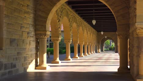 Toma-De-Establecimiento-Del-Campus-De-La-Universidad-De-Stanford-En-Palo-Alto-California-2