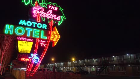 A-1950's-neon-sign-welcomes-travelers-to-a-class-motel