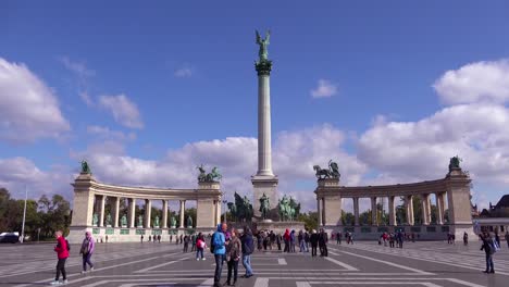 Aufnahme-Des-Heldenplatzes-In-Budapest-Ungarn