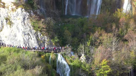 Beautiful-waterfalls-flow-through-lush-green-jungle-at-Plitvice-National-Park-in-Croatia-8