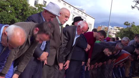 Muslim-men-pray-on-the-streets-of-Tirana-Albania-3