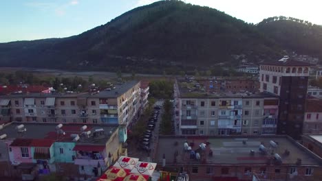 Beautiful-vista-aérea-shot-over-Berat-Albania-2