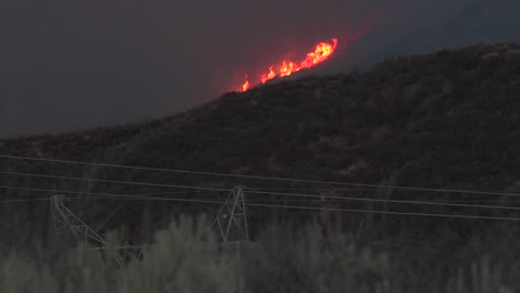 Waldbrände-Brennen-2017-Auf-Trockenen-Hängen-In-Kalifornien-2