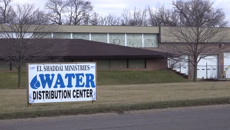 Un-Centro-De-Distribución-De-Agua-Se-Encuentra-En-Flint-Michigan