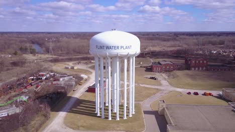 Aerial-over-the-Flint-Michigan-water-tanks-during-the-infamous-Flint-water-crisis-1