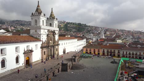A-pretty-establishing-shot-of-Quito-Ecuador-with-the-San-Francisco-church-and-convent-foreground
