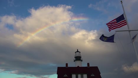 Foto-Notable-Del-Faro-De-Portland-Head-En-Maine-Con-Arco-Iris-Completo-Por-Encima-De-1