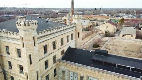 Antenne-Des-Verlassenen-Und-Verlassenen-Joliet-Gefängnisses-Oder-Gefängnisses-Eine-Historische-Stätte-Seit-Dem-Bau-In-Den-1880er-Jahren-9