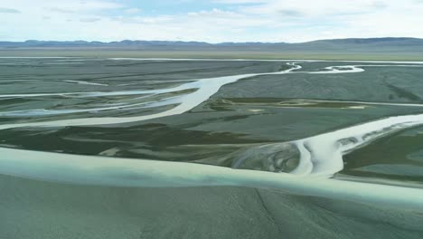 Aerial-of-the-outwash-pattern-and-flow-of-a-glacial-river-in-a-remote-highland-region-of-Iceland-2